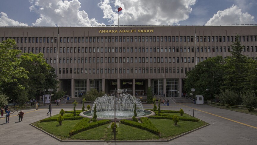 Ankara'da kendisini MİT mensubu ve diplomat olarak tanıtan şüpheliye 10 yıla kadar hapis talebi