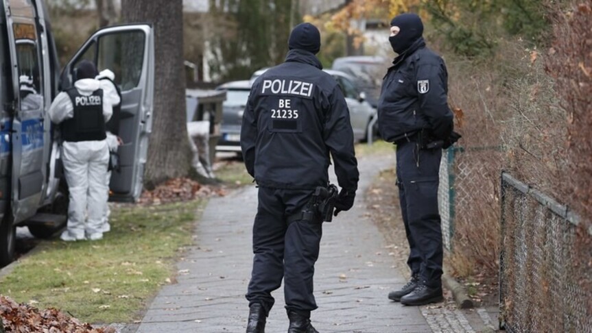 Policia bastis neo nazistë të dyshuar në 8 qytete gjermane