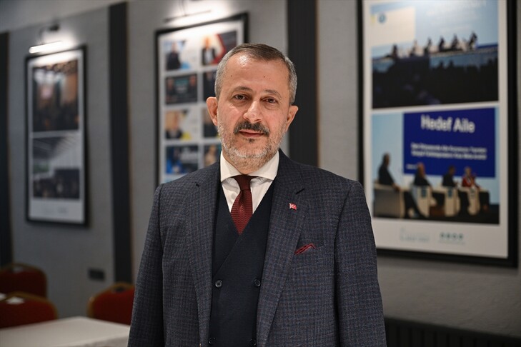 İstanbul Aile Vakfı Başkanı Karabıyık'tan Anneler Günü reklamlarına "annelik bozumu" tepkisi