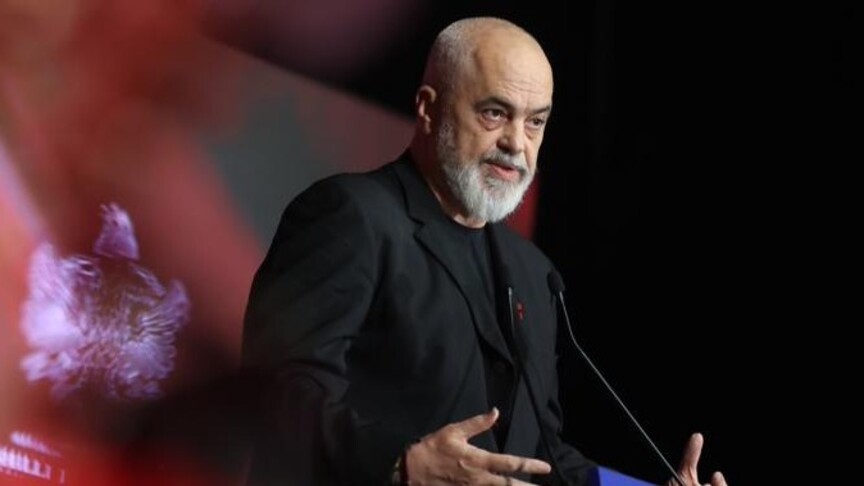 Rama në sesionin hapës të Kongresit Botëror të Ligjit  BE ja  burimi i vetëm për të mësuar si ndërtohen institucionet