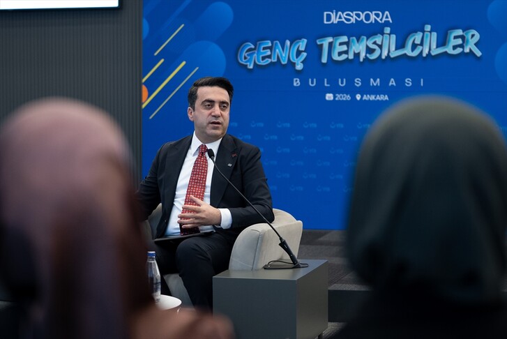 YTB Başkanı Turus, gençlerin birçok alanda öncü olması için çalışmalar yürüttüklerini söyledi