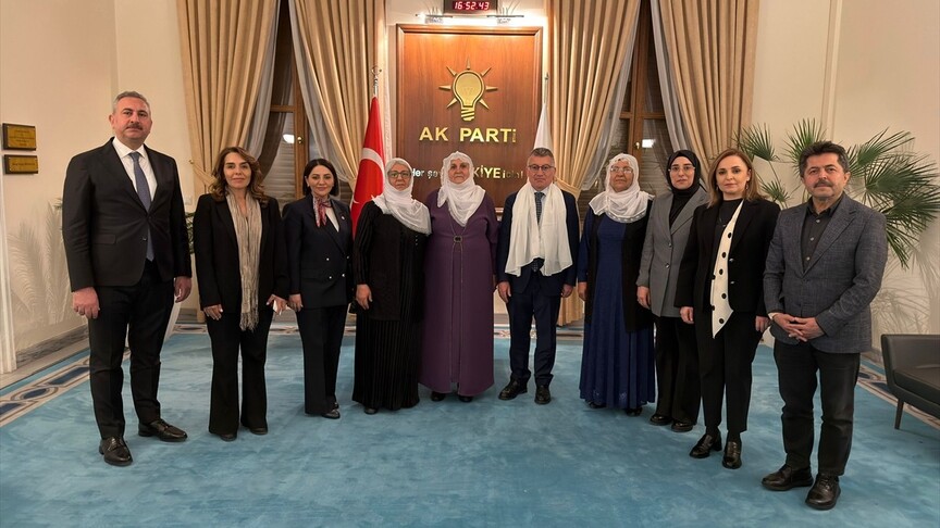 "Barış Anneleri", AK Parti TBMM Grubu'nu ziyaret etti