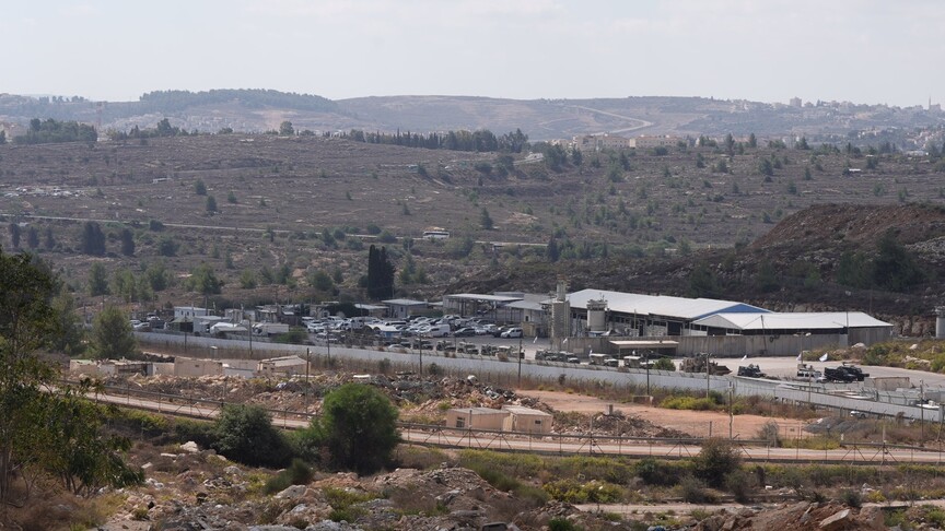 Haaretz: İsrail, 7 Ekim sonrası ilk kez Kızılhaç'a Filistinlilerin tutulduğu cezaevlerini ziyaret izni verecek