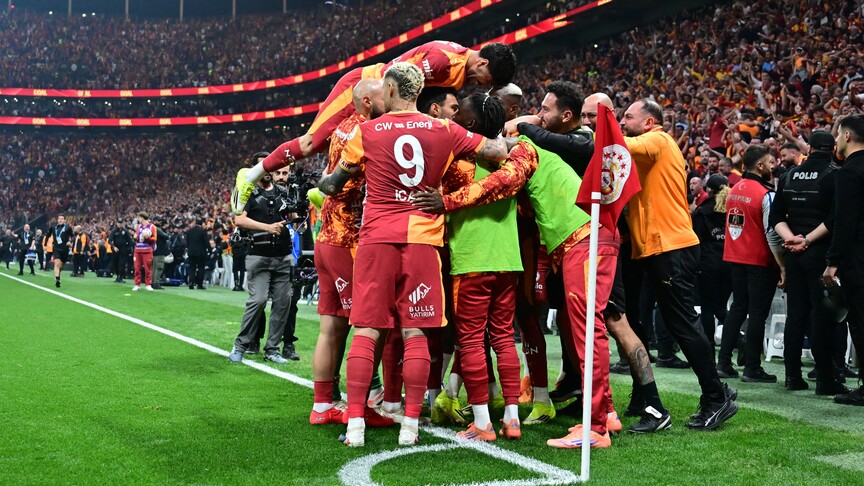 Galatasaray, Süper Lig'de 3 puanlı sistemde 19. şampiyonluğunu kazandı