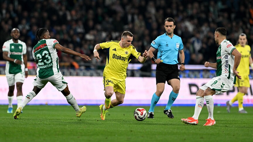 Fenerbahçe, Konyaspor'u deplasmanda 3 golle mağlup etti