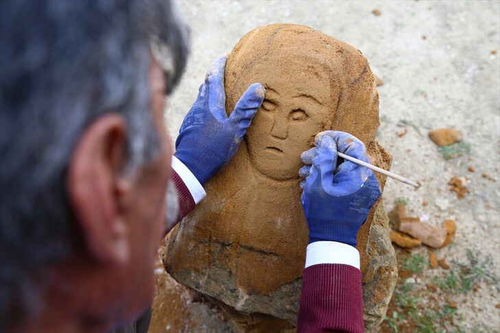 Një fermer nga Erzurumi e shndërroi mallin për gruan e tij në art