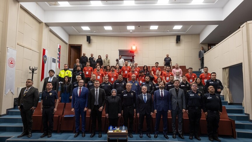 Anadolu Ajansının "29. Dönem Savaş Muhabirliği Eğitimi" başladı