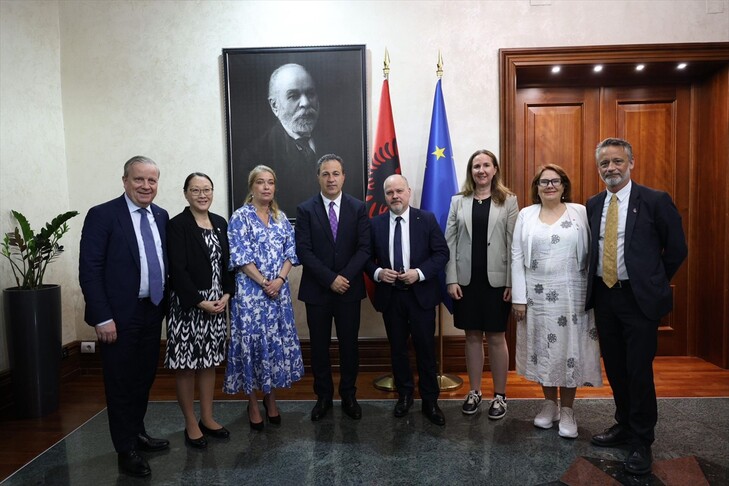 Peleshi  Shqipëria mbetet e angazhuar për anëtarësimin në BE deri në vitin 2030