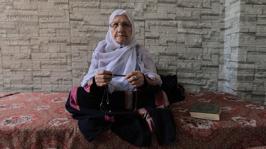 Nekbe'nin canlı şahidi 89 yaşındaki Filistinli kadın, yıllar sonra Gazze'de aynı acıları tekrar yaşıyor