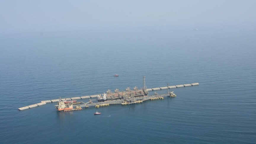 Deniz Kuvvetleri Komutanlığınca Senegal'de içinde 100 düzensiz göçmen bulunan tekne tespit edildi