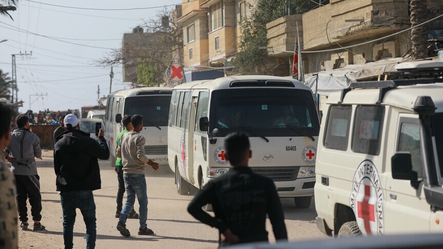 Grupi i të drejtave të njeriut  4 mjekë nga Gaza përballen me uri dhe kushte të rënda në burgjet izraelite