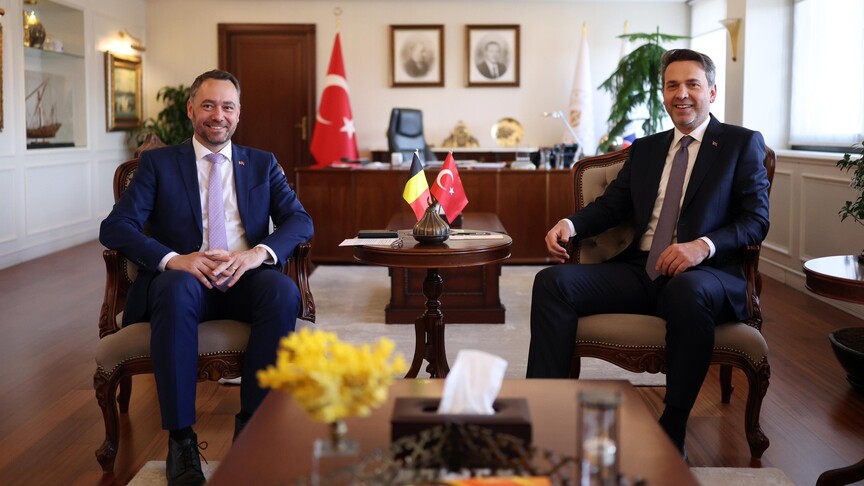 Bakan Bayraktar, Türkiye'nin enerji vizyonunu Belçikalı şirket temsilcileriyle paylaştı