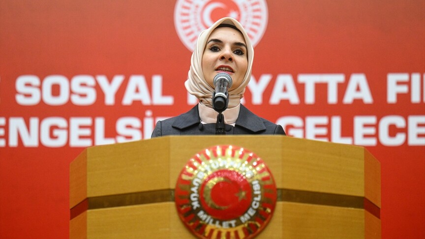 Bakan Göktaş: Yapılan atamalarla kamuda görev yapan engelli memur sayısı 82 bin 880'e ulaştı
