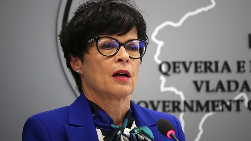 AB Komisyonu Üyesi Kos, Birliğe üye olmak isteyen Kosova'ya reform çağrısı yaptı