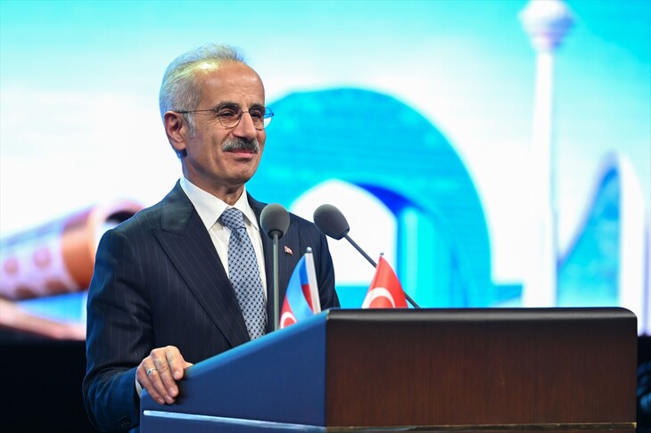 Bakan Uraloğlu: Başta BM, Türk Devletleri Teşkilatı, İİT olmak üzere her zeminde dayanışma içinde hareket ediyoruz