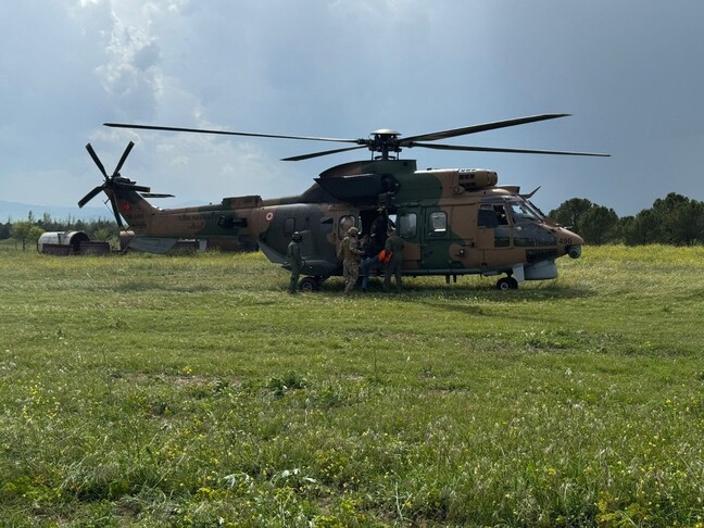 Mehmetçik'ten, UMKE personeline "Helikopter Güvenlik ve Operasyonel Uyum Eğitimi"