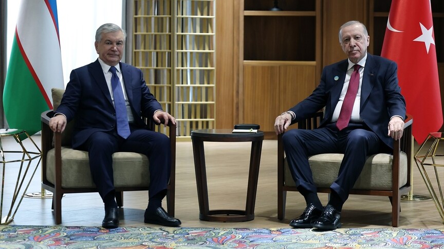 Cumhurbaşkanı Erdoğan, Özbekistan Cumhurbaşkanı Mirziyoyev ile görüştü