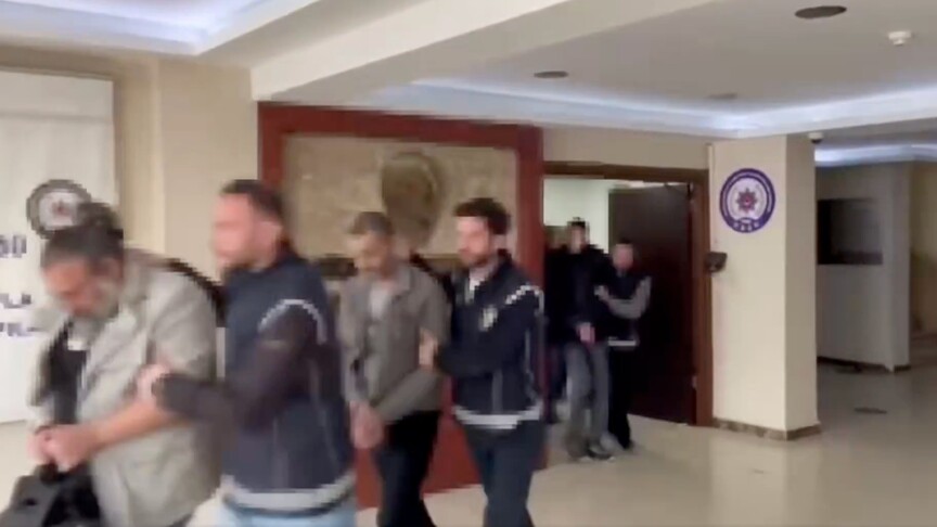 İstanbul'da 14 zanlı yakalandı, kırmızı bülten vedifüzyon mesajıyla