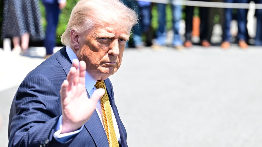 Trump  SHBA ja shtyn sulmin e planifikuar të së martës ndaj Iranit