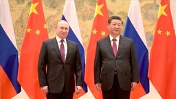 Президент РФ едет в Китай вслед за Трампом: что стоит за переговорами Москвы и Пекина