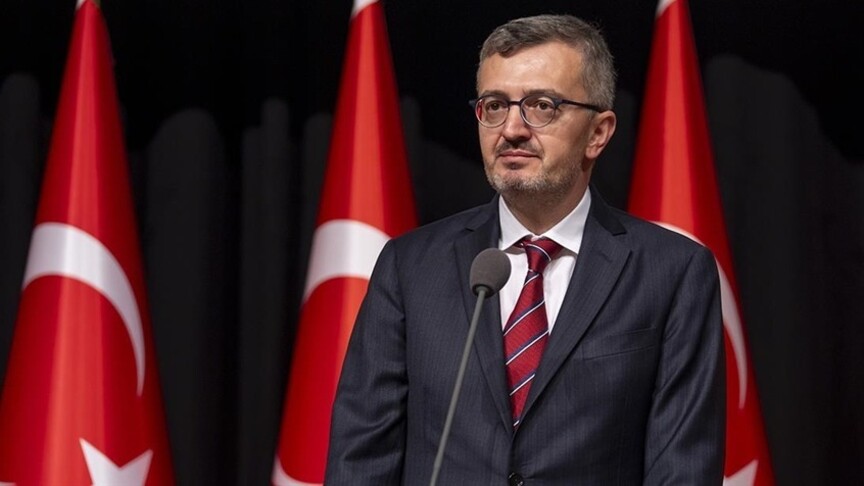İletişim Başkanı Duran: Gençlerimizin azmi ve çalışkanlığı, güçlü Türkiye hedefinin en önemli dayanaklarından biridir