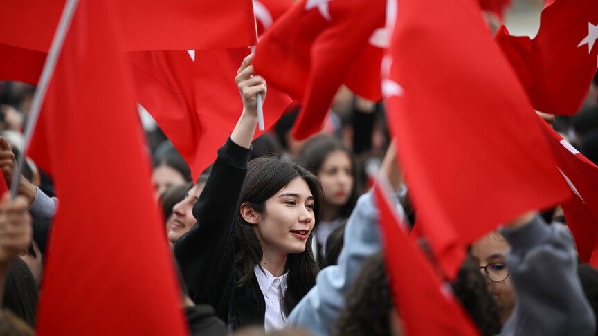 Turqia feston 19 majin  Ditën e Përkujtimit të Ataturkut dhe Ditën e Rinisë dhe Sportit