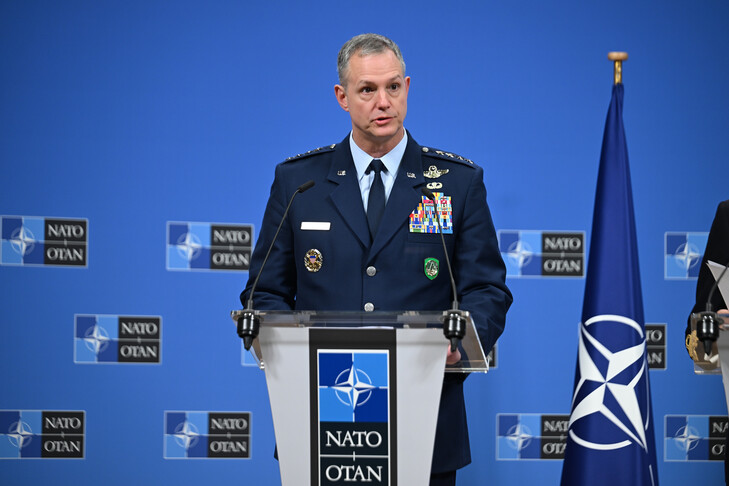 NATO  Një shtyllë më e fortë evropiane mund të hapë rrugën për rishpërndarje graduale të forcave amerikane