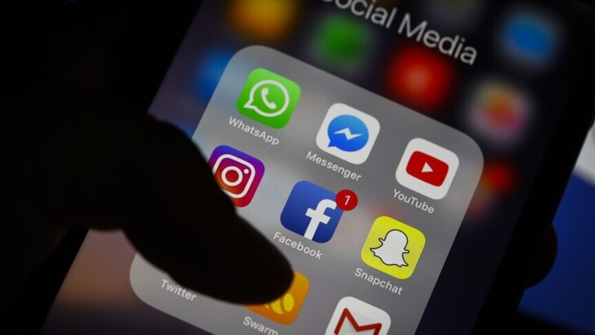 Rregullatori holandez  Mediat sociale vështirësojnë formimin e opinionit të lirë dhe të informuar