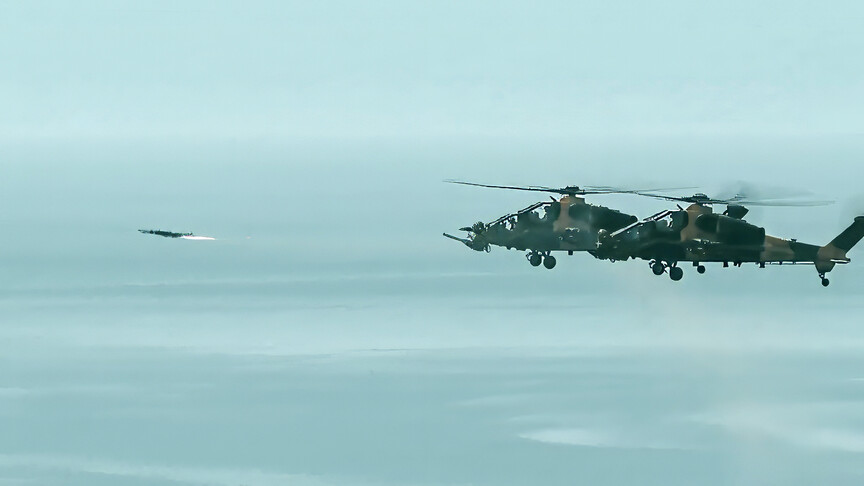 MSB'den EFES-2026 Tatbikatı'ndaki ATAK helikopterlerinin atışlarına ilişkin paylaşım