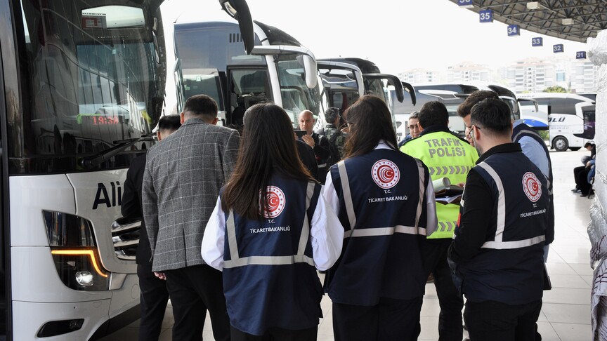 Bayram döneminde otobüs seferlerine fahiş fiyat ve korsan taşımacılık denetimi