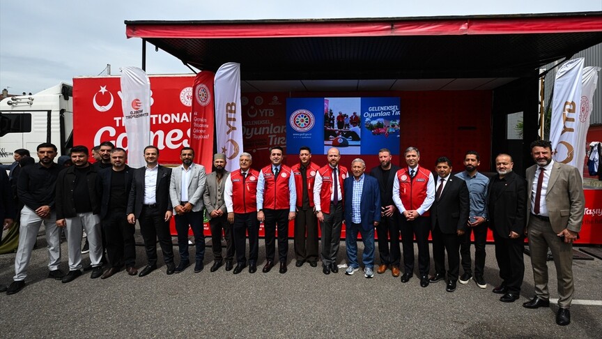 YTB'nin Geleneksel Oyunlar Tırı, Fransa'nın Lyon kentinde gençlerle buluştu