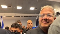 İsrailli aşırı sağcı Bakan Ben-Gvir, Sumud Filosu aktivistlerini provoke etmeye çalıştı