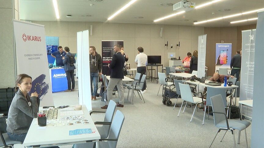 Avrupa'daki tek Türk teknoloji konferansı olan Road to Global sürüyor