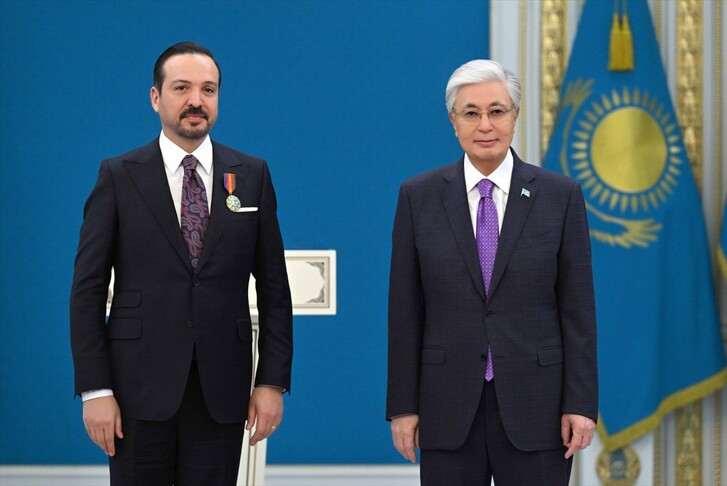 AK Parti Genel Başkan Yardımcısı Zorlu'ya Kazakistan'dan "Dostluk" nişanı