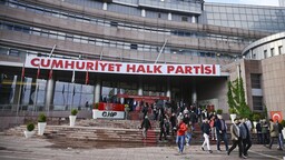 CHP MYK olağanüstü toplandı