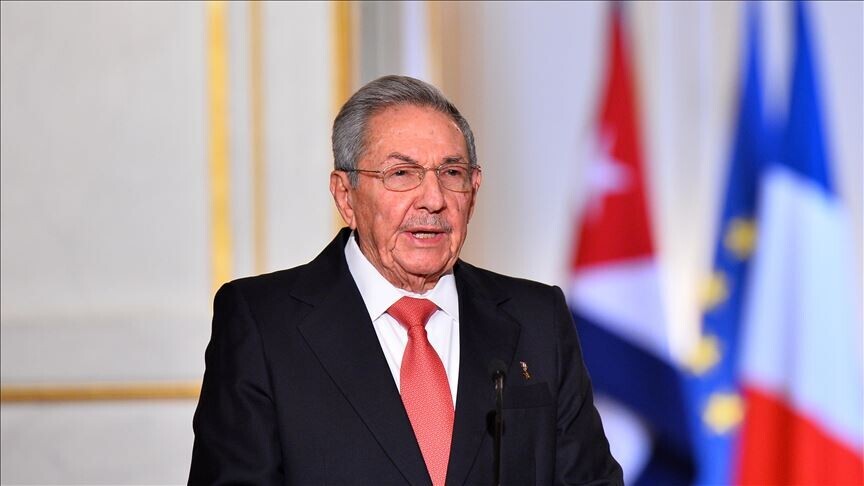 Eski Küba Devlet Başkanı Castro, yaşadığı müddetçe devrimi savunmaya devam edeceğini söyledi