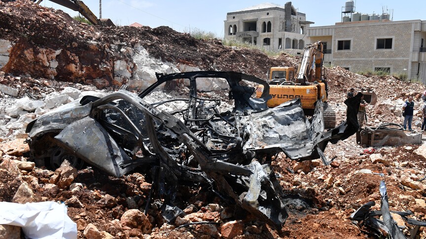 Israeli airstrikes kill 18 in southern Lebanon