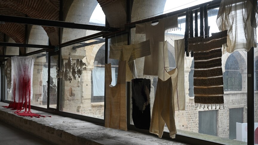 Edirne Bienali'nde geleneksel dokuma çağdaş yorumlarla sergileniyor