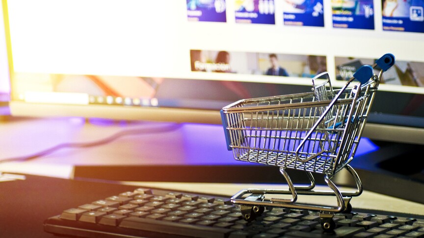 e-Ticarette ikinci el ürün piyasasında en fazla gömlek satıldı