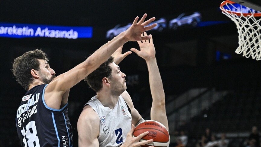 Anadolu Efes play-off çeyrek finalde Türk Telekom'umağlup ediyor