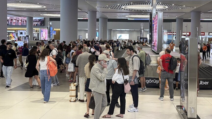 İstanbul Havalimanı'nda yarın günlük yolcu ve uçuş rekoru beklentisi