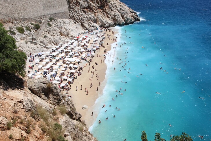 Plazhi Kaputas në Antalya renditet ndër 10 destinacionet më të mira evropiane