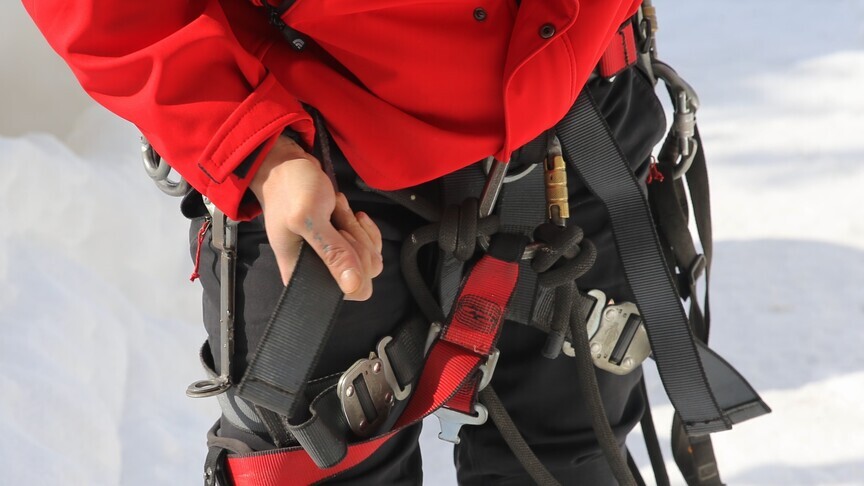 3 alpinistë letonezë të vdekur dhe 1 i shpëtuar pas rënies në malin më të lartë të Amerikës së Veriut