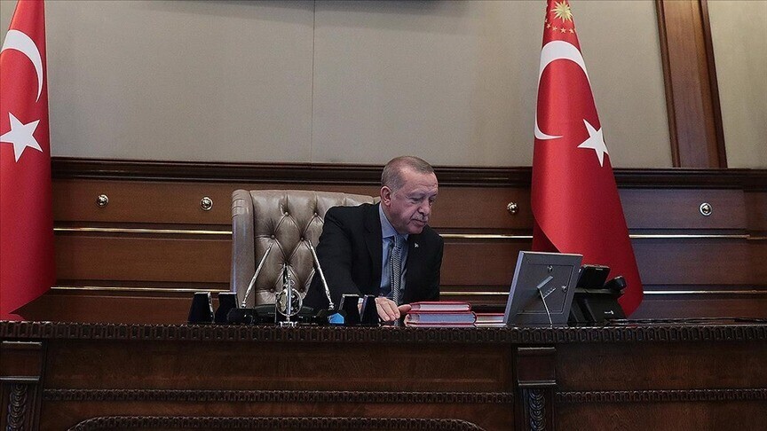 Presidenti turk Erdogan dhe kryeministri armen diskutojnë procesin e normalizimit
