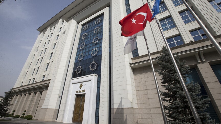 AK Parti'de 4 il başkanlığında görev değişikliği yapıldı