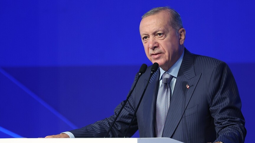 Cumhurbaşkanı Recep Tayyip Erdoğan konuşma yaparken
