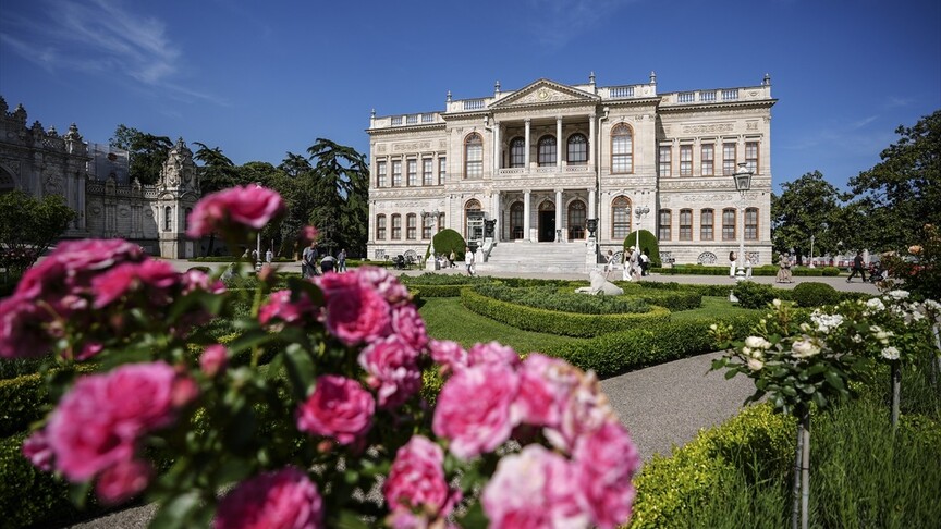 Osmanlı'nın görkemli mirası Dolmabahçe Sarayı 170 yaşında