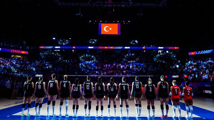 A Milli Kadın Voleybol Takımı, VNL'in ilk etabını 11. sırada