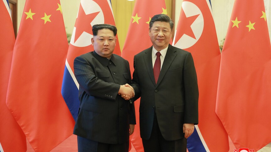 Çin Devlet Başkanı Şi Cinping, Kuzey Kore lideri Kim Jong-un ile görüşmek üzere Pyongyang'a ziyaret gerçekleştiriyor.