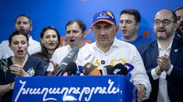 Ermenistan parlamento seçimlerinde oy sayım işlemi tamamlanırken Paşinyan çoğunluğu sağladı